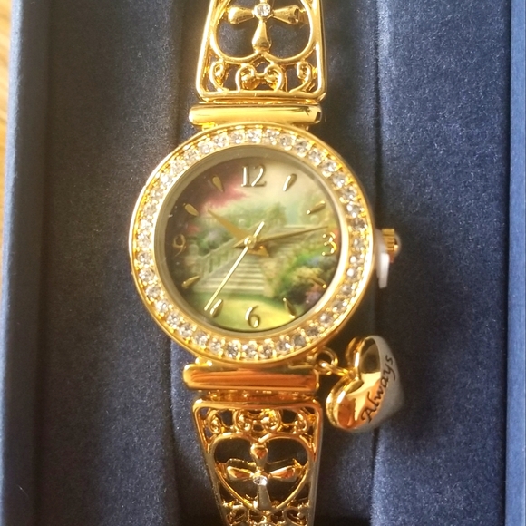 Thomas Kinkade 'Stairway To Paradise' Ladies Watch - Picture 6 of 7